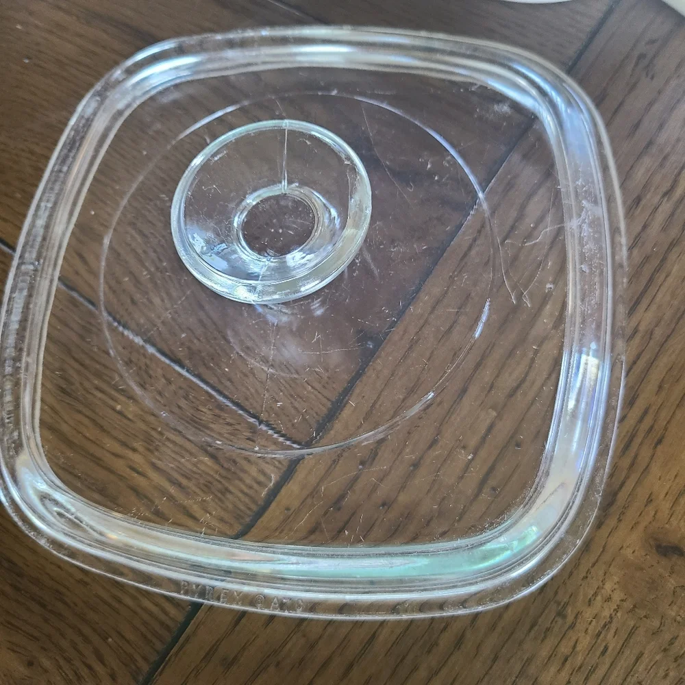 Vintage Spice of Life L'Echalote 1 quart corningware dish with Pyrex lid